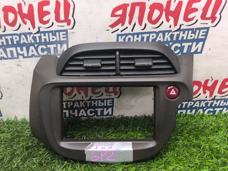 Консоль магнитофона HONDA FIT SHUTTLE GP2 LDA (б/у)