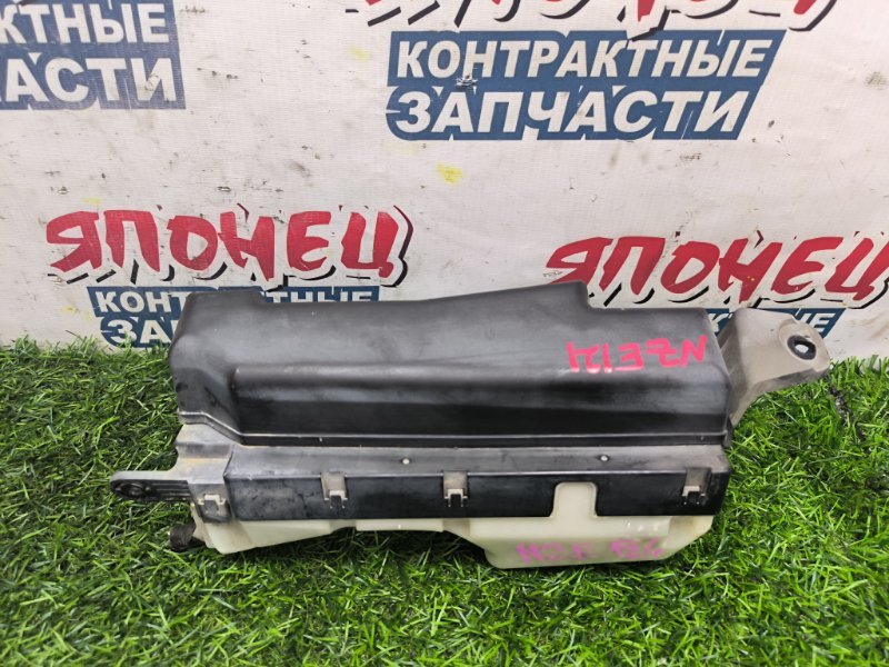 Блок предохранителей под капот TOYOTA COROLLA RUNX NZE121 1NZ-FE (б/у)