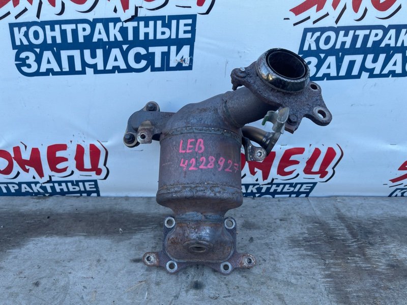 Коллектор выпускной HONDA SHUTTLE GP8 LEB (б/у)