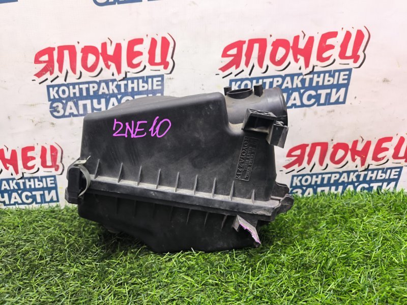 Корпус воздушного фильтра TOYOTA WISH ZNE10 1ZZ-FE 2006 (б/у)
