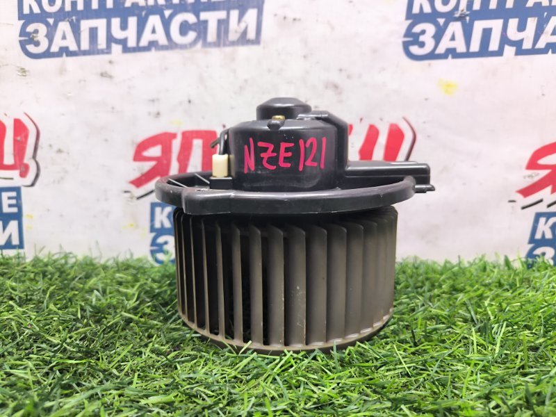 Мотор печки TOYOTA COROLLA SPACIO NZE121 1NZ-FE 2002 (б/у)