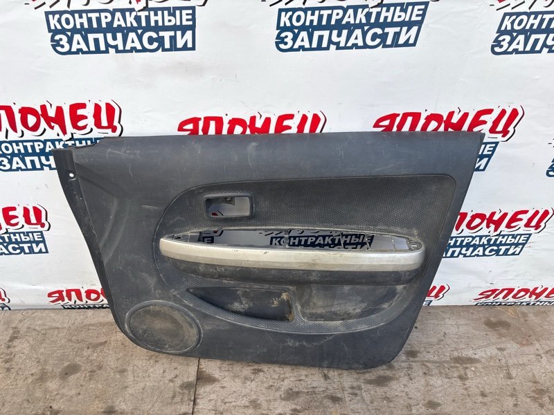 Обшивка двери TOYOTA IST NCP60 2NZ-FE передняя правая (б/у)