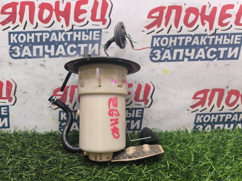 Топливный насос TOYOTA ISIS ZGM10 2ZR-FAE 2011 (б/у)
