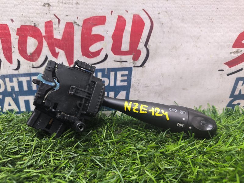 Переключатель поворотов TOYOTA COROLLA FIELDER NZE124 1NZ-FE 2002 (б/у)