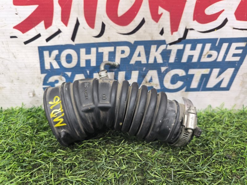 Патрубок воздушного фильтра NISSAN JUKE NF15 MR16DDT (б/у)