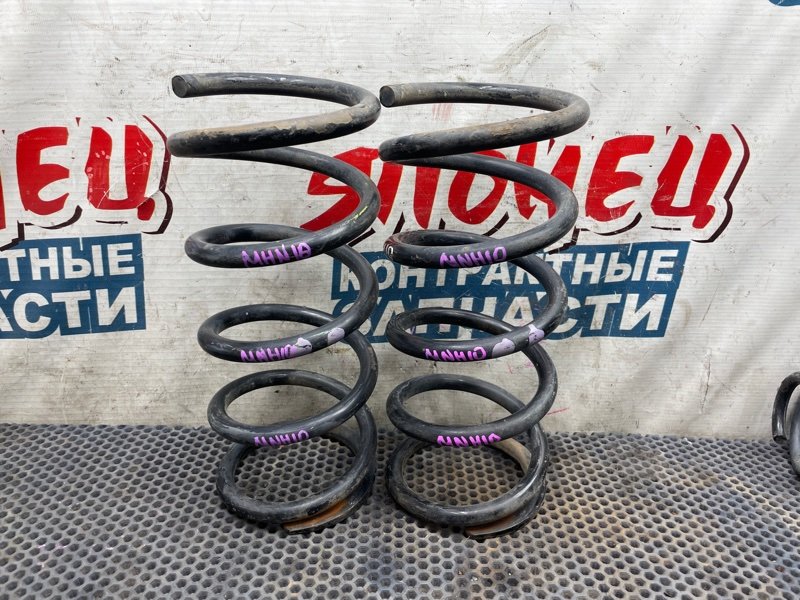 Пружина TOYOTA ALPHARD MNH10 1MZ-FE задняя (б/у) Пружина TOYOTA ALPHARD MNH10 1MZ-FE задняя (б/у)