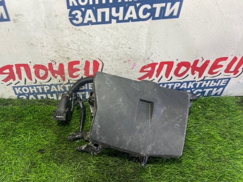 Блок предохранителей под капот TOYOTA MARK X ZIO ANA10 2AZ-FE (б/у)