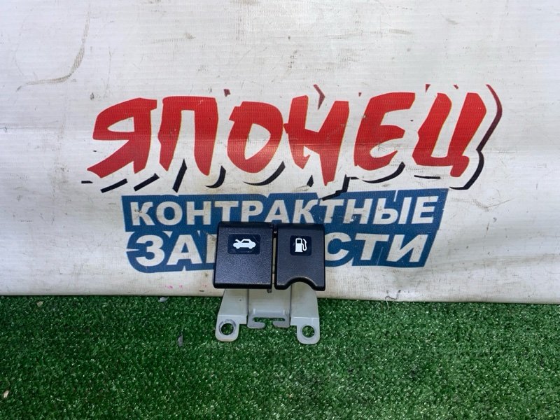 Ручка открывания бензобака NISSAN CUBE Z12 HR15DE (б/у) Ручка открывания бензобака NISSAN CUBE Z12 HR15DE (б/у)