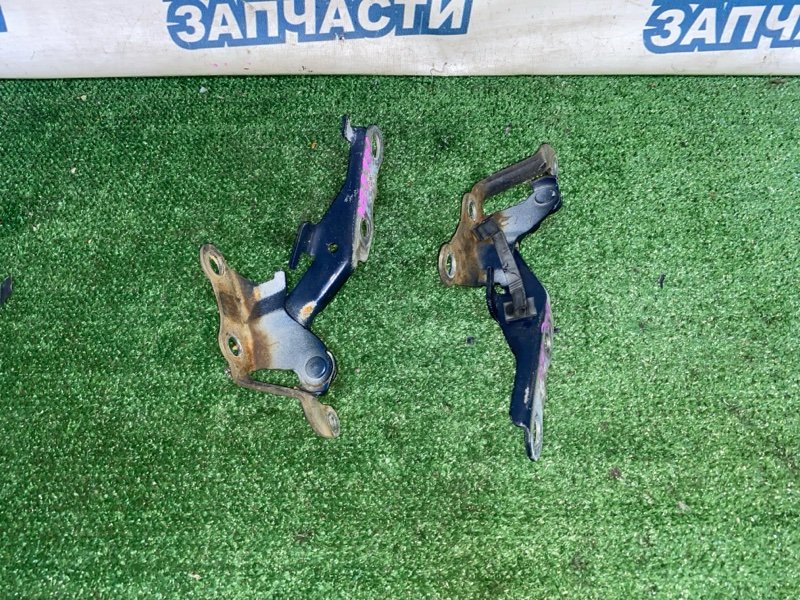 Петля капота TOYOTA COROLLA NZE121 1NZ-FE (б/у)