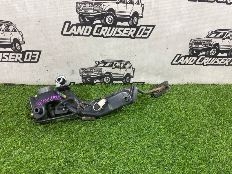 Педаль газа TOYOTA LAND CRUISER HDJ101 1HD-FTE (б/у)