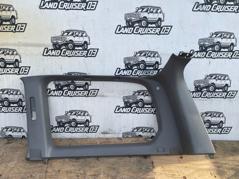 Обшивка багажника TOYOTA LAND CRUISER HDJ101 1HD-FTE правая (б/у)
