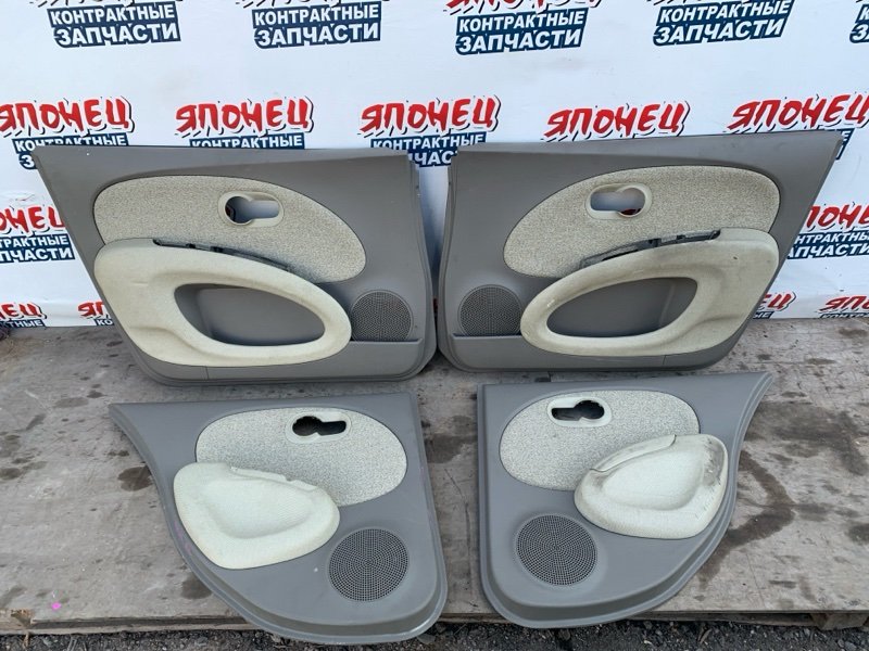Обшивка двери NISSAN MARCH AK12 CR12DE (б/у)