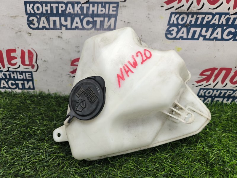 Бачок стеклоомывателя TOYOTA PRIUS NHW20 1NZ-FXE 2004 (б/у)