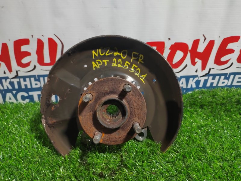 Ступица TOYOTA RAUM NCZ20 1NZ-FE передняя правая (б/у)