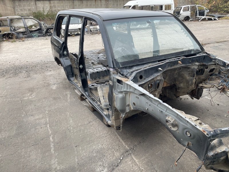 Кузов TOYOTA LAND CRUISER HDJ101 1HD-FTE (б/у)