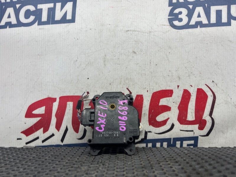 Сервопривод заслонок печки TOYOTA ALTEZZA GXE10 1G-FE 2001 (б/у)