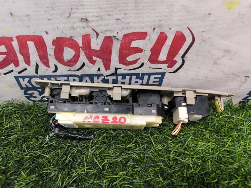 Блок упр. стеклоподъемниками TOYOTA RAUM NCZ20 1NZ-FE 2006 (б/у) Блок упр. стеклоподъемниками TOYOTA RAUM NCZ20 1NZ-FE 2006 (б/у)