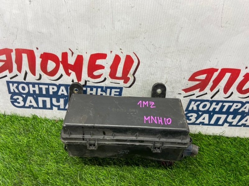 Блок предохранителей под капот TOYOTA ALPHARD MNH10 1MZ-FE (б/у)