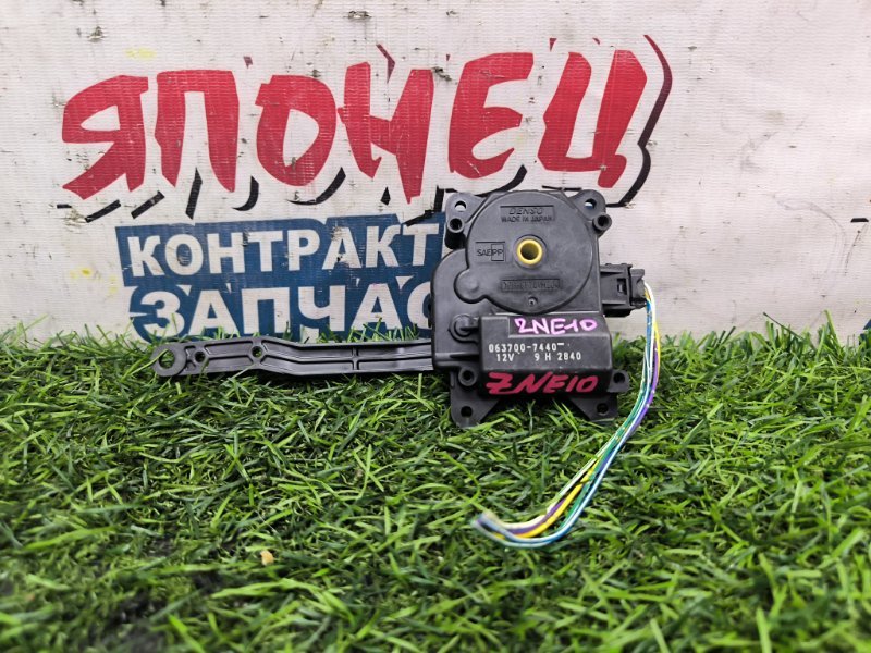 Сервопривод заслонок печки TOYOTA WISH ZNE10 1ZZ-FE 2006 (б/у) Сервопривод заслонок печки TOYOTA WISH ZNE10 1ZZ-FE 2006 (б/у)