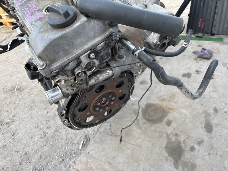 Двигатель TOYOTA WINDOM MCV21 2MZ-FE (б/у) Двигатель TOYOTA WINDOM MCV21 2MZ-FE (б/у)