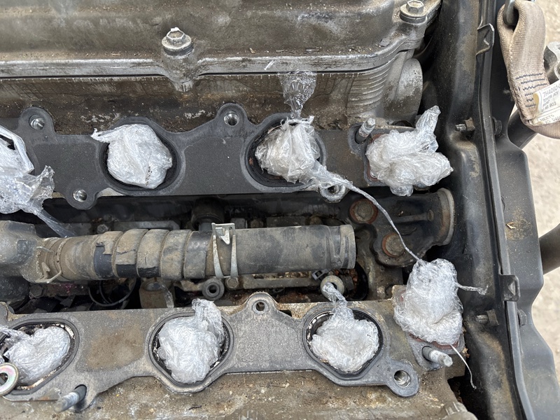 Двигатель TOYOTA WINDOM MCV21 2MZ-FE (б/у) Двигатель TOYOTA WINDOM MCV21 2MZ-FE (б/у)