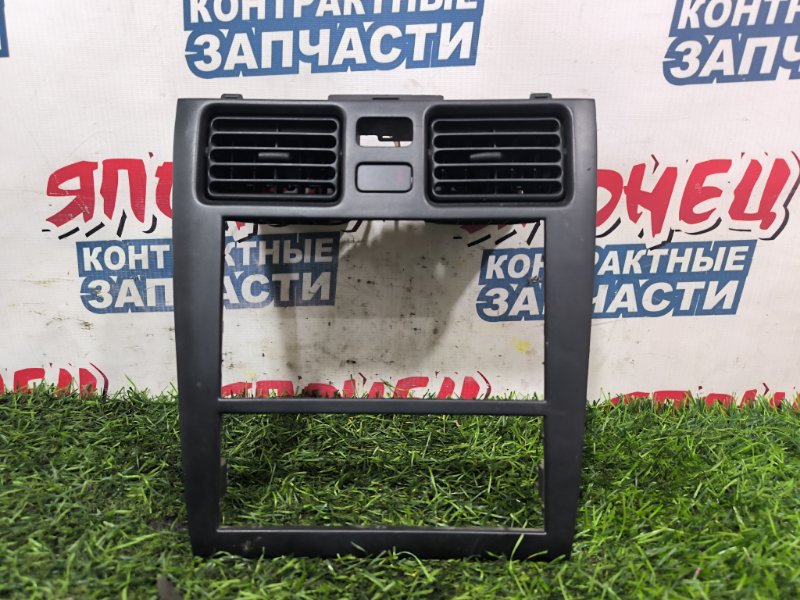 Консоль магнитофона TOYOTA CALDINA ST215 3S-FE (б/у)