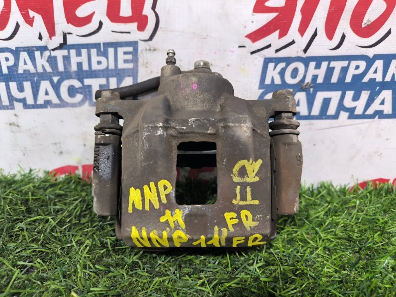 Суппорт TOYOTA PORTE NNP11 1NZ-FE передний правый (б/у)