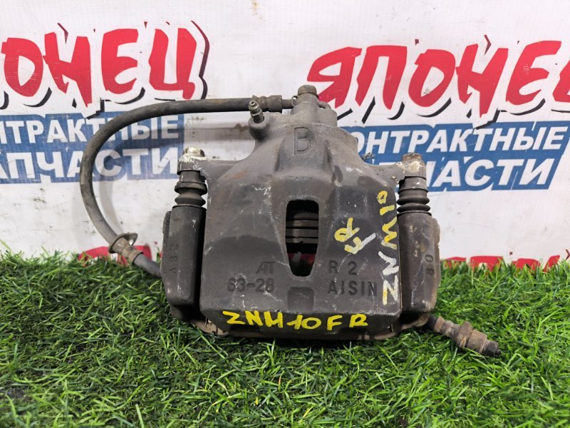 Суппорт TOYOTA ISIS ZNM10 1ZZ-FE передний правый (б/у)