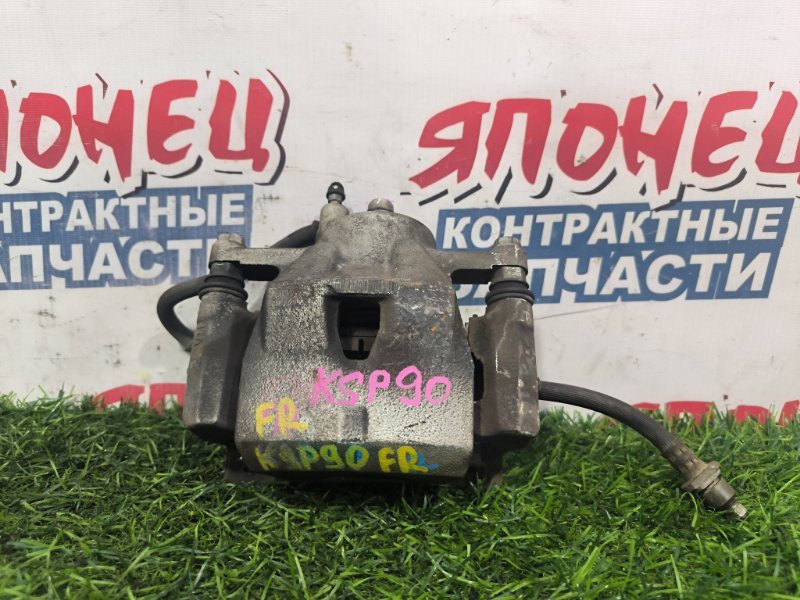 Суппорт TOYOTA VITZ KSP90 1KR-FE передний правый (б/у)