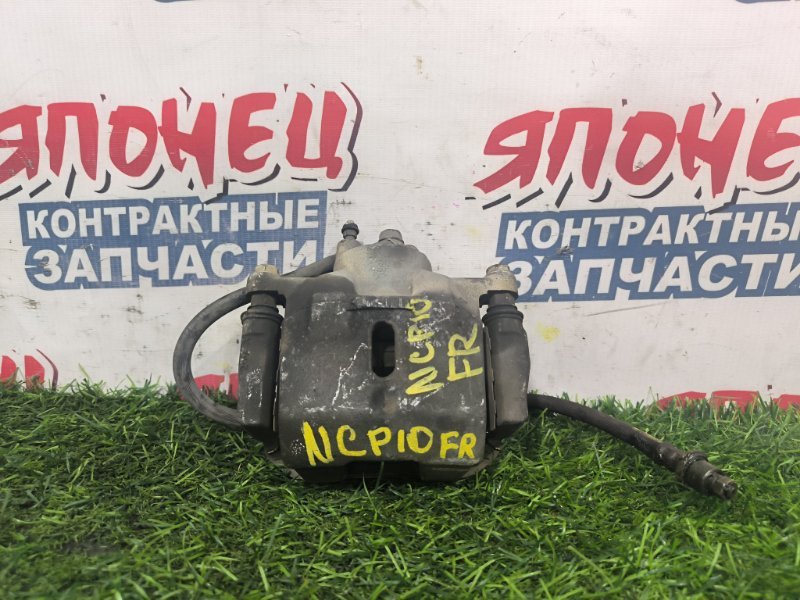 Суппорт TOYOTA IST NCP61 1NZ-FE передний правый (б/у)