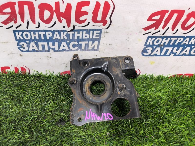 Кронштейн опоры двигателя TOYOTA PRIUS NHW20 1NZ-FXE 2004 левый (б/у) Кронштейн опоры двигателя TOYOTA PRIUS NHW20 1NZ-FXE 2004 левый (б/у)