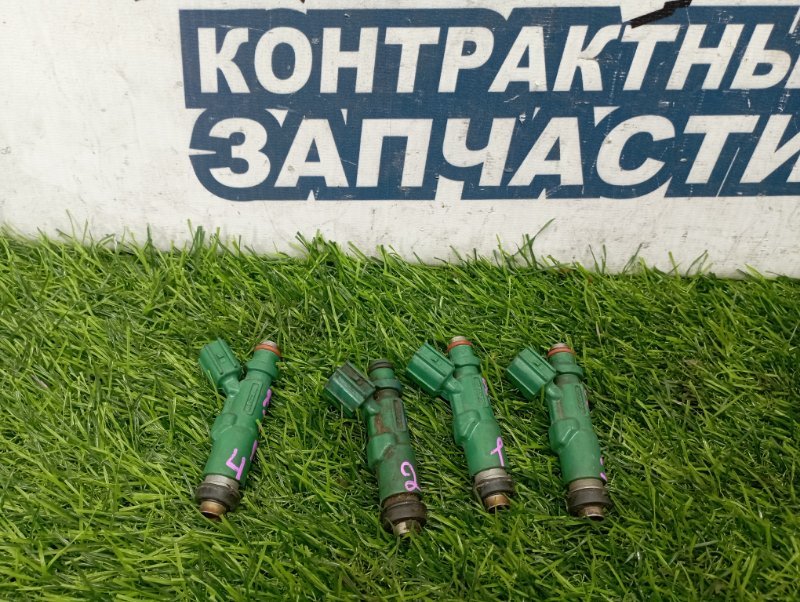 Форсунка TOYOTA BB NCP30 2NZ-FE (б/у) Форсунка TOYOTA BB NCP30 2NZ-FE (б/у)