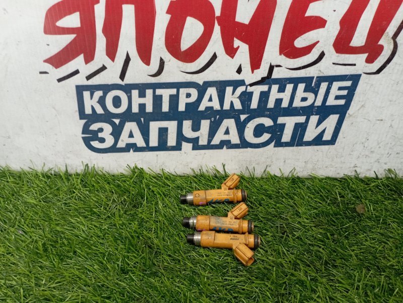 Форсунка TOYOTA PASSO KGC30 1KR-FE (б/у) Форсунка TOYOTA PASSO KGC30 1KR-FE (б/у)