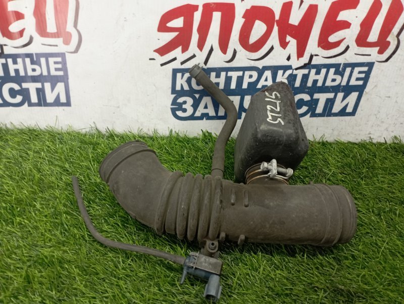 Патрубок воздушного фильтра TOYOTA CALDINA ST215 3S-FE (б/у)