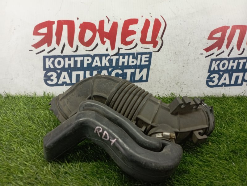 Патрубок воздушного фильтра HONDA CR-V RD1 B20B (б/у)