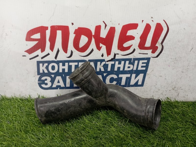 Воздухозаборник NISSAN AVENIR PW11 SR20DE (б/у)