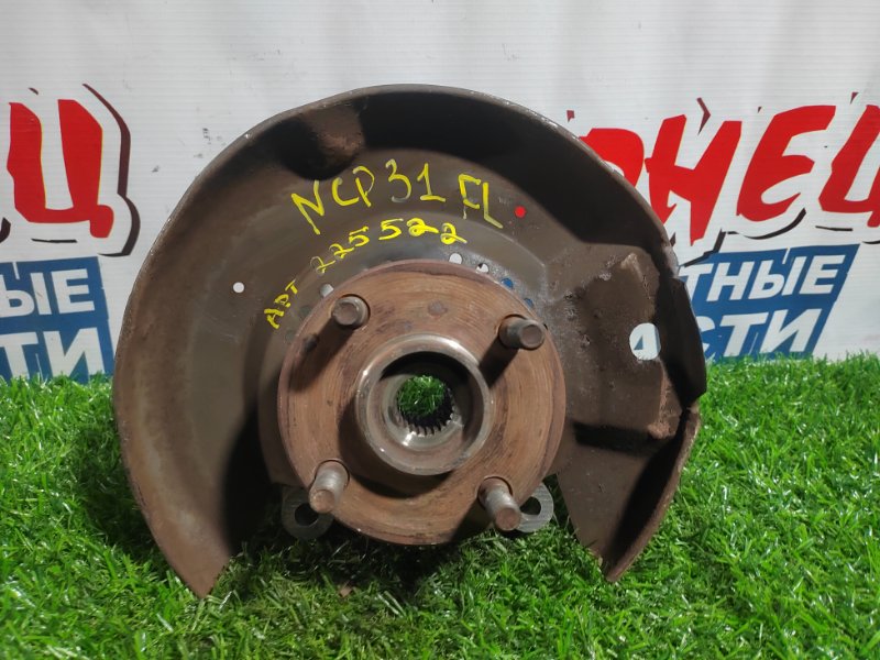 Ступица TOYOTA BB NCP31 1NZ-FE передняя левая (б/у)