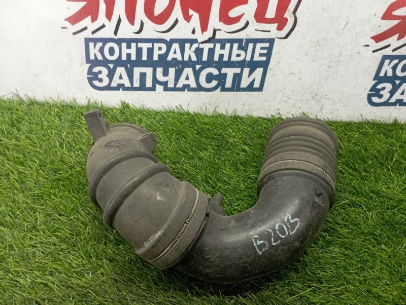 Патрубок воздушного фильтра HONDA SMX RH1 B20B (б/у)