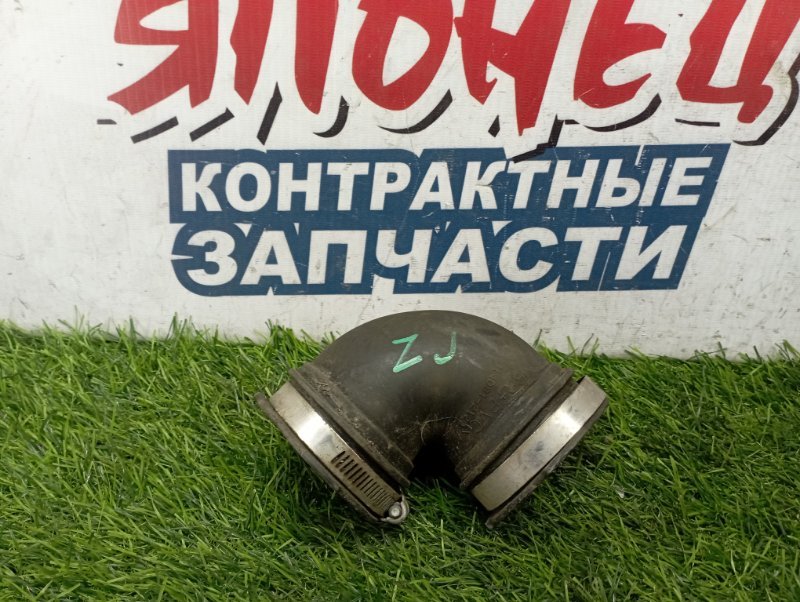 Патрубок воздушного фильтра MAZDA DEMIO DY3W ZJVE (б/у)