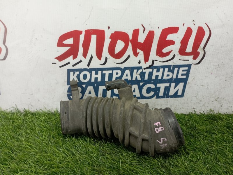 Патрубок воздушного фильтра MAZDA BONGO SK82M F8 (б/у)
