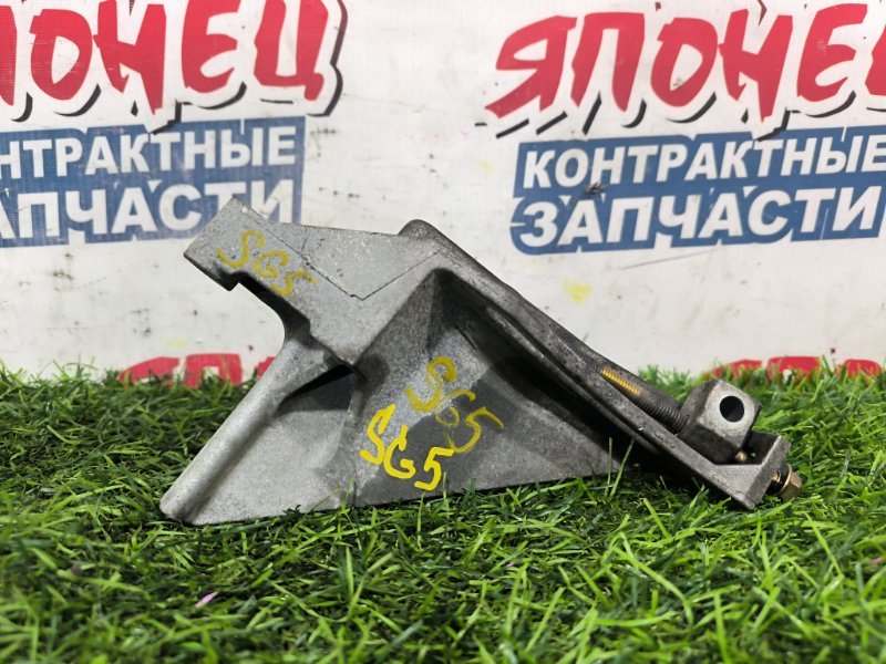 Кронштейн генератора SUBARU FORESTER SG5 EJ205 (б/у) Кронштейн генератора SUBARU FORESTER SG5 EJ205 (б/у)