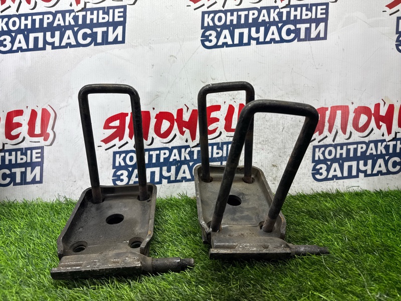 Стремянка рессоры ISUZU ELF NKS71E 4HG1 задняя (б/у)