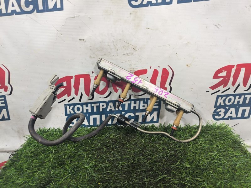 Форсунка TOYOTA COROLLA RUMION ZRE152 2ZR-FE (б/у)