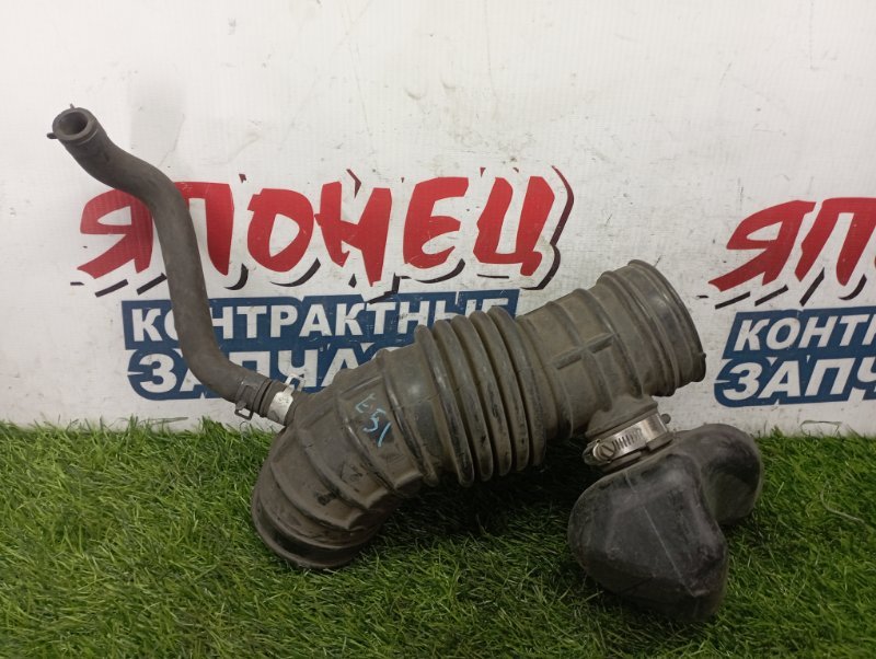 Патрубок воздушного фильтра NISSAN ELGRAND E51 VQ35DE (б/у)