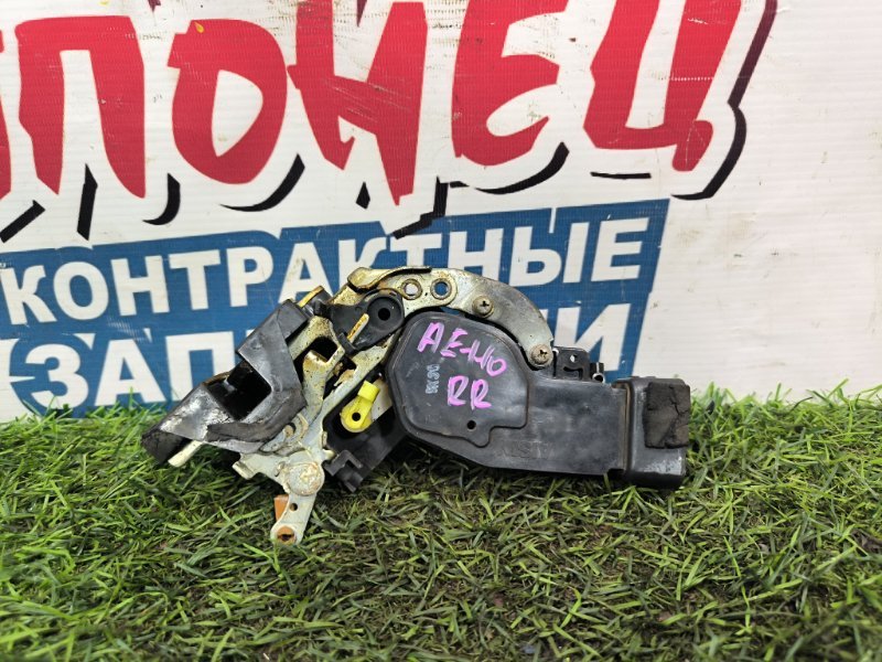 Замок двери TOYOTA COROLLA AE110 задний правый (б/у) Замок двери TOYOTA COROLLA AE110 задний правый (б/у)