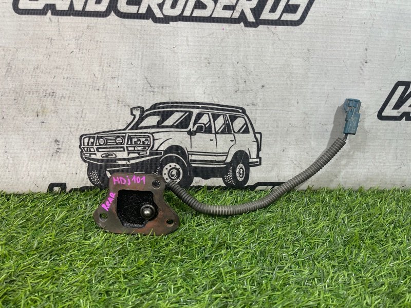 Датчик блокировки дифференциала TOYOTA LAND CRUISER HDJ101 1HD-FTE (б/у) Датчик блокировки дифференциала TOYOTA LAND CRUISER HDJ101 1HD-FTE (б/у)