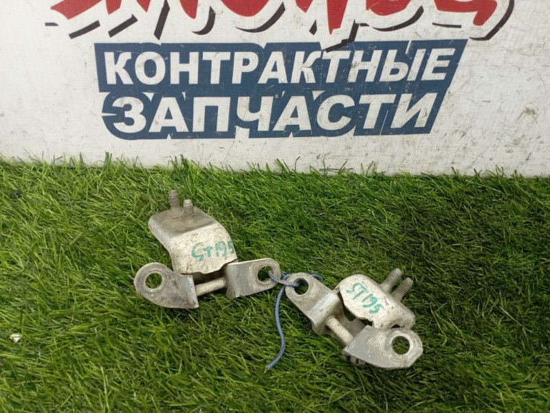 Петля двери TOYOTA CALDINA ST195 3S-FE задняя правая (б/у) Петля двери TOYOTA CALDINA ST195 3S-FE задняя правая (б/у)