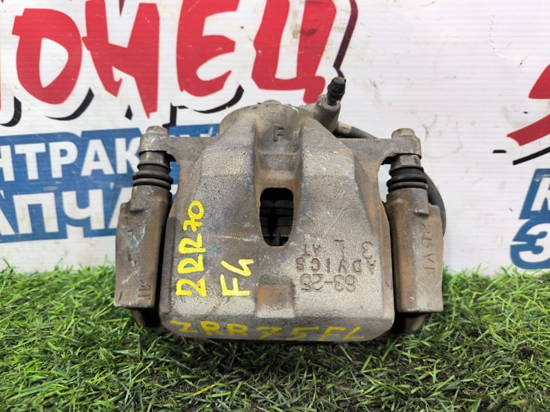 Суппорт TOYOTA HOAH ZRR70 3ZR-FAE передний левый (б/у) Суппорт TOYOTA HOAH ZRR70 3ZR-FAE передний левый (б/у)