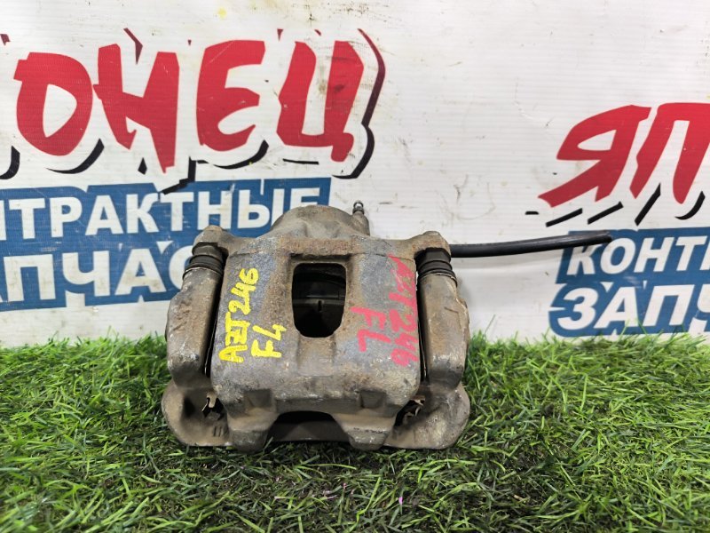 Суппорт TOYOTA CALDINA AZT246 1AZ-FSE передний левый (б/у)