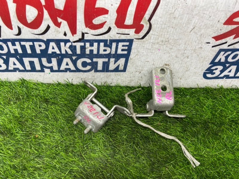 Петля двери TOYOTA ALLEX NZE121 1NZ-FE задняя левая (б/у) Петля двери TOYOTA ALLEX NZE121 1NZ-FE задняя левая (б/у)